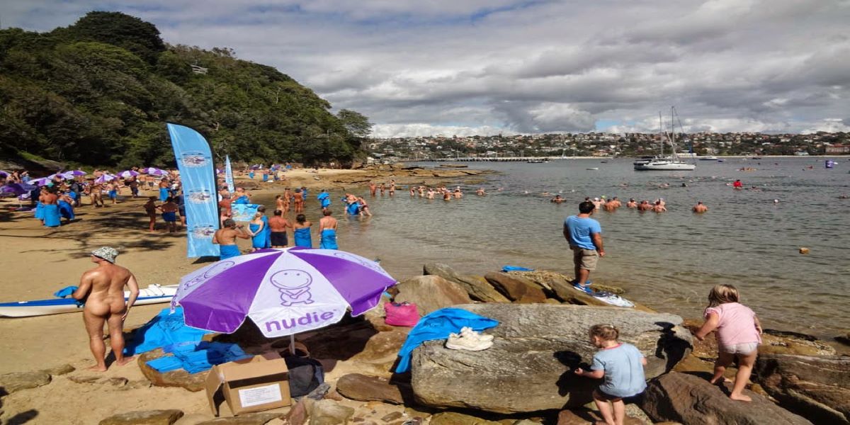Nude beaches in Sydney